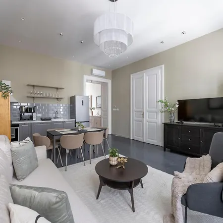 Appartement Charming Art Deco Style In The Heart Of *