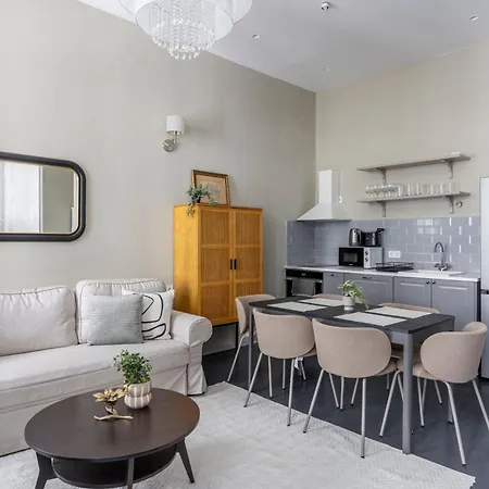 Charming Art Deco Style In The Heart Of Apartment *