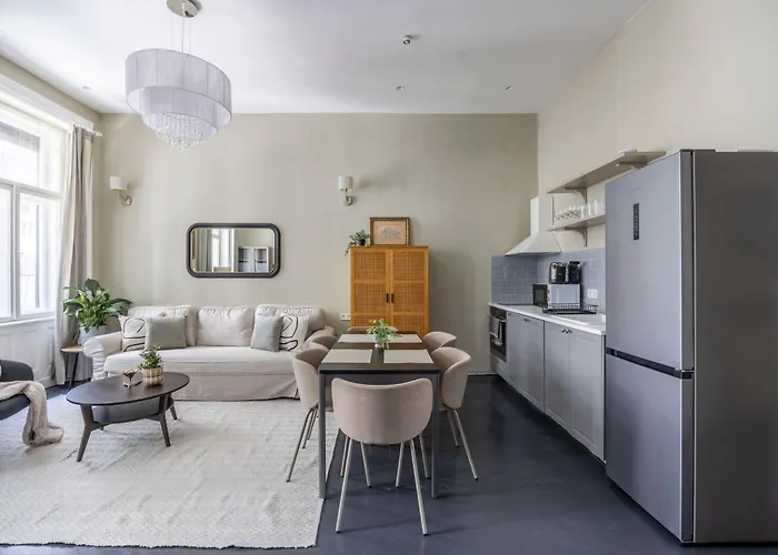 Charming Art Deco Style In The Heart Of * Budapest